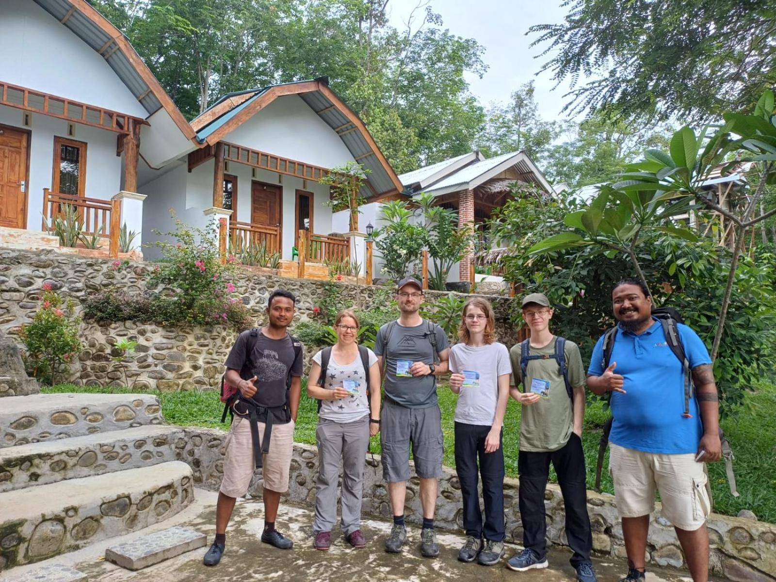 Asim Paris Guesthouse & Jungle Trekking Bukit Lawang Oda fotoğraf